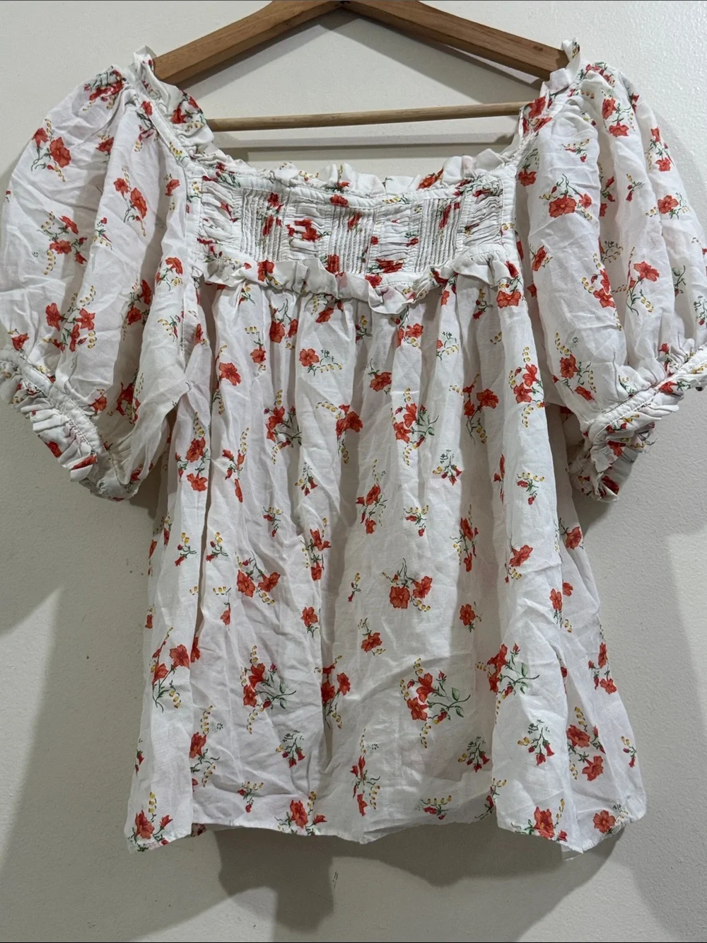 Doen White Blouse with Red Floral Print and Green Accents